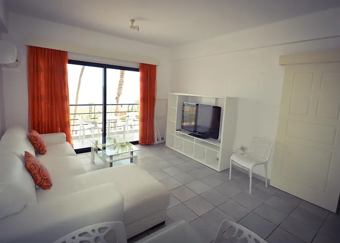 Krasas Flats * Larnaca